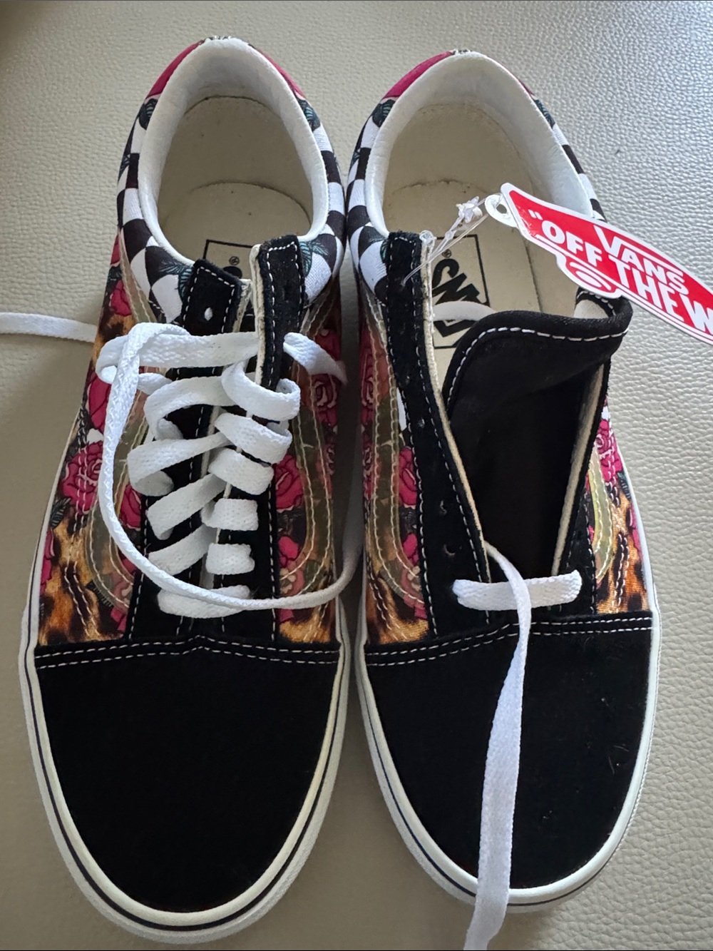 Vans Women's Low-Top Sneakers in Black & Pink Floral